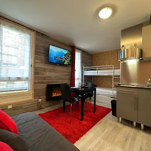  Appartement Le Chaleureux Cocon Rouge France
